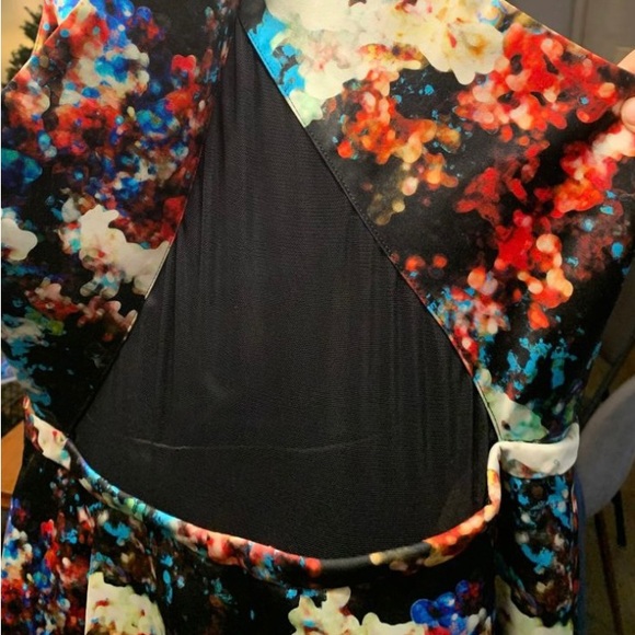 Monique Lhuillier formal hi-lo gown. - Picture 5 of 8